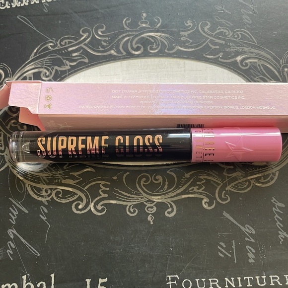 Jeffree Star Other - Jeffree Star cosmetics SUPREME GLOSS in the color Weirdo black